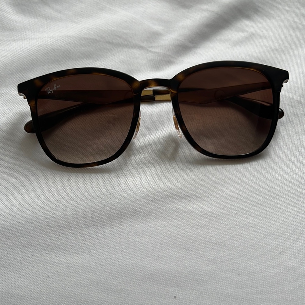 Ray-ban sunglasses